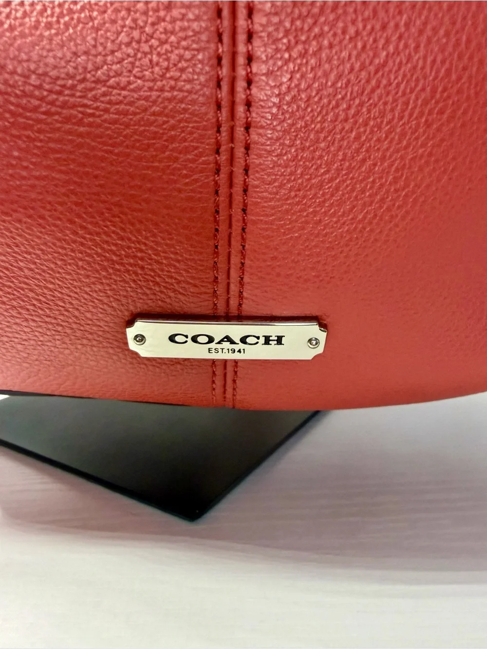 Coach Avery Pebble Leather Hobo Purse Handbag Sienna/Orange Coral